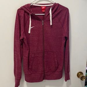 Nike hooked lightweight zip up with pockets!